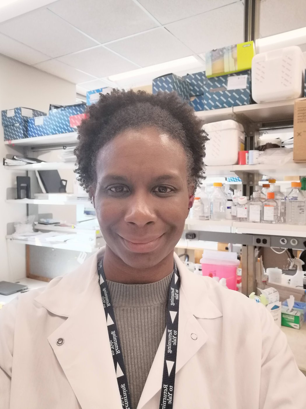 LaShae in the lab